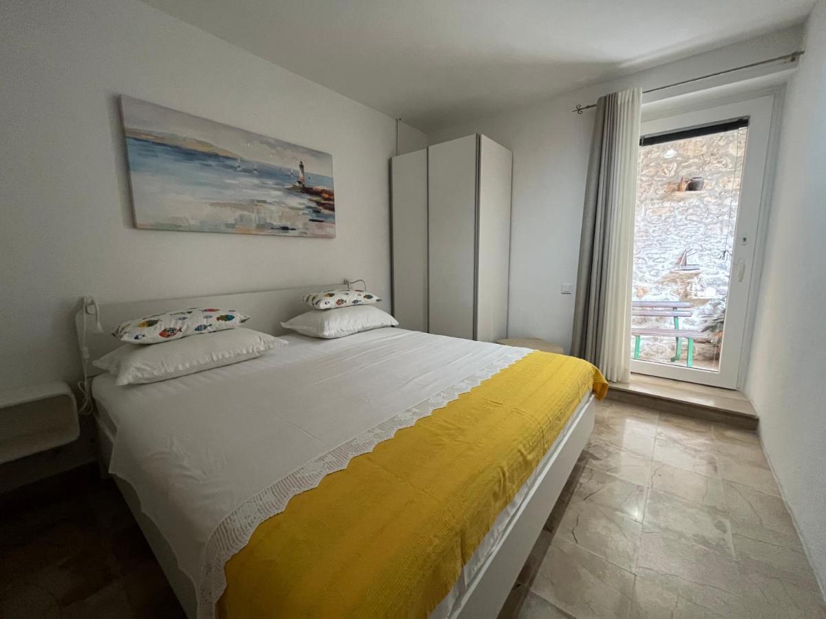 Apartment Get Supetar Zewnętrze zdjęcie
